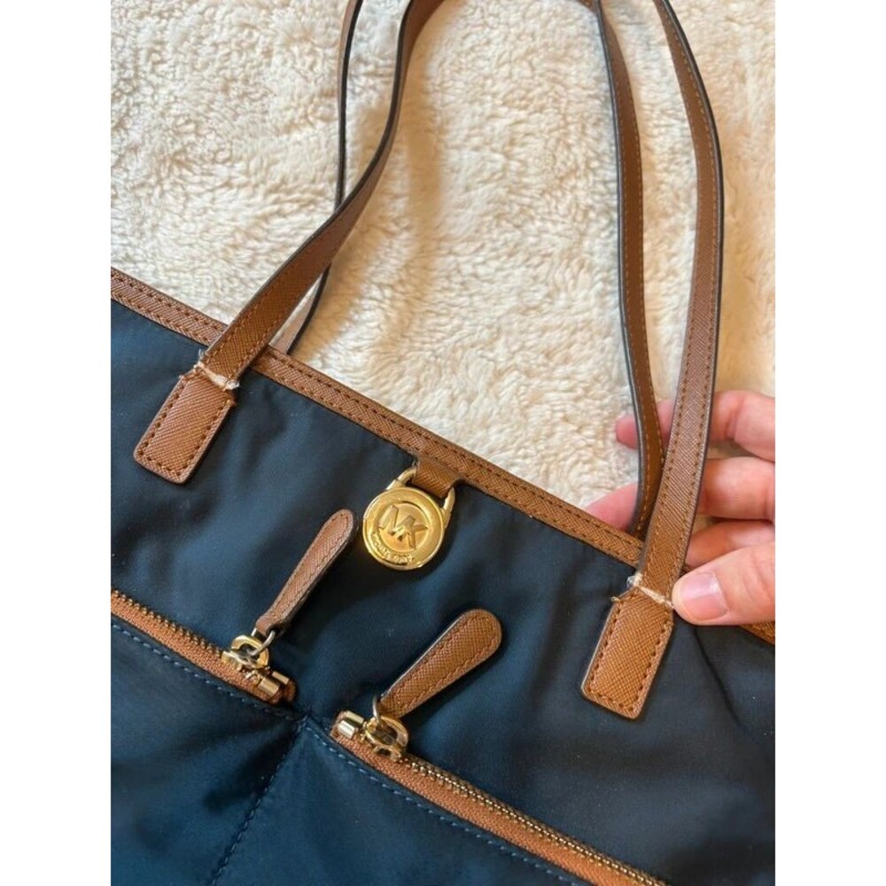 Michael Kors Purse Navy Kempton Small Tote Bag Purse - Picture 2 of 6